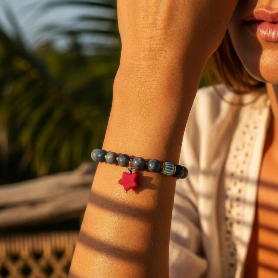 ARMBAND Sodalith mit Stern aus Jade
