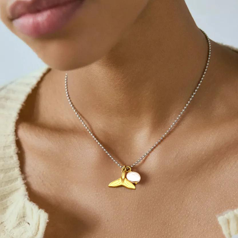 KETTE Edelstahl mit Anhänger Walflosse und Perle